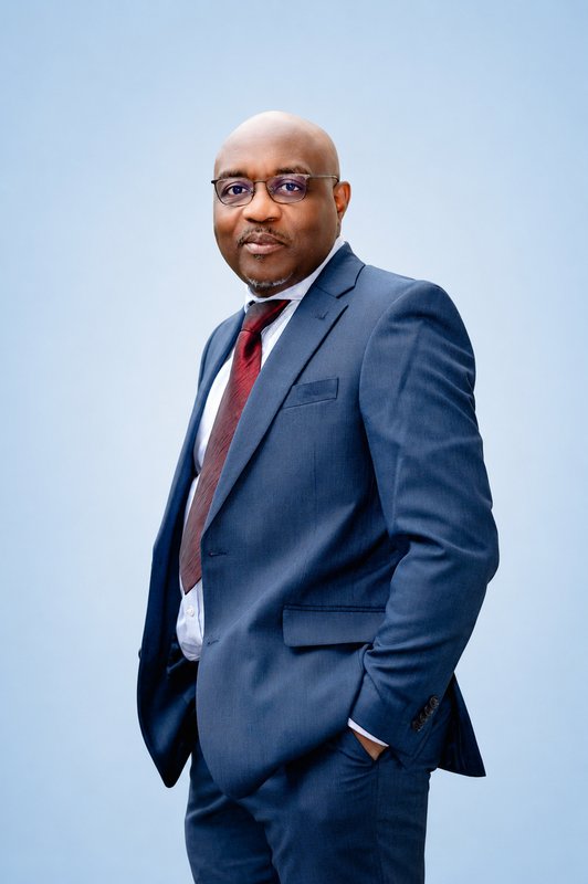 Portrait de Patrick Demanou Kana, fondateur de DemkaBiz